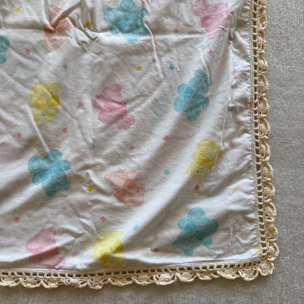 Vintage Reversible Baby Blanket Teddy Bears Crochet Lace Trim 48